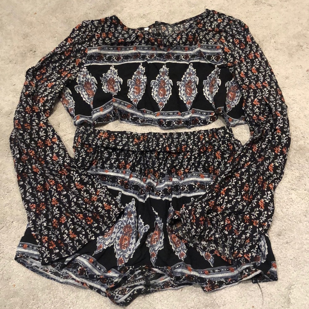 Boho two piece - Picture 2 of 2